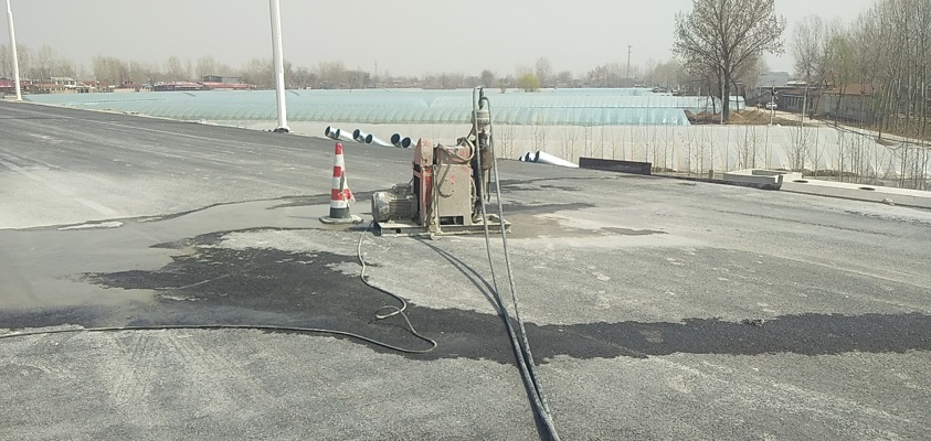 樟树道路回填土下沉注浆